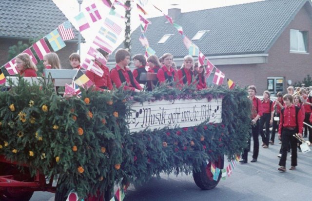 1980 ED13 020